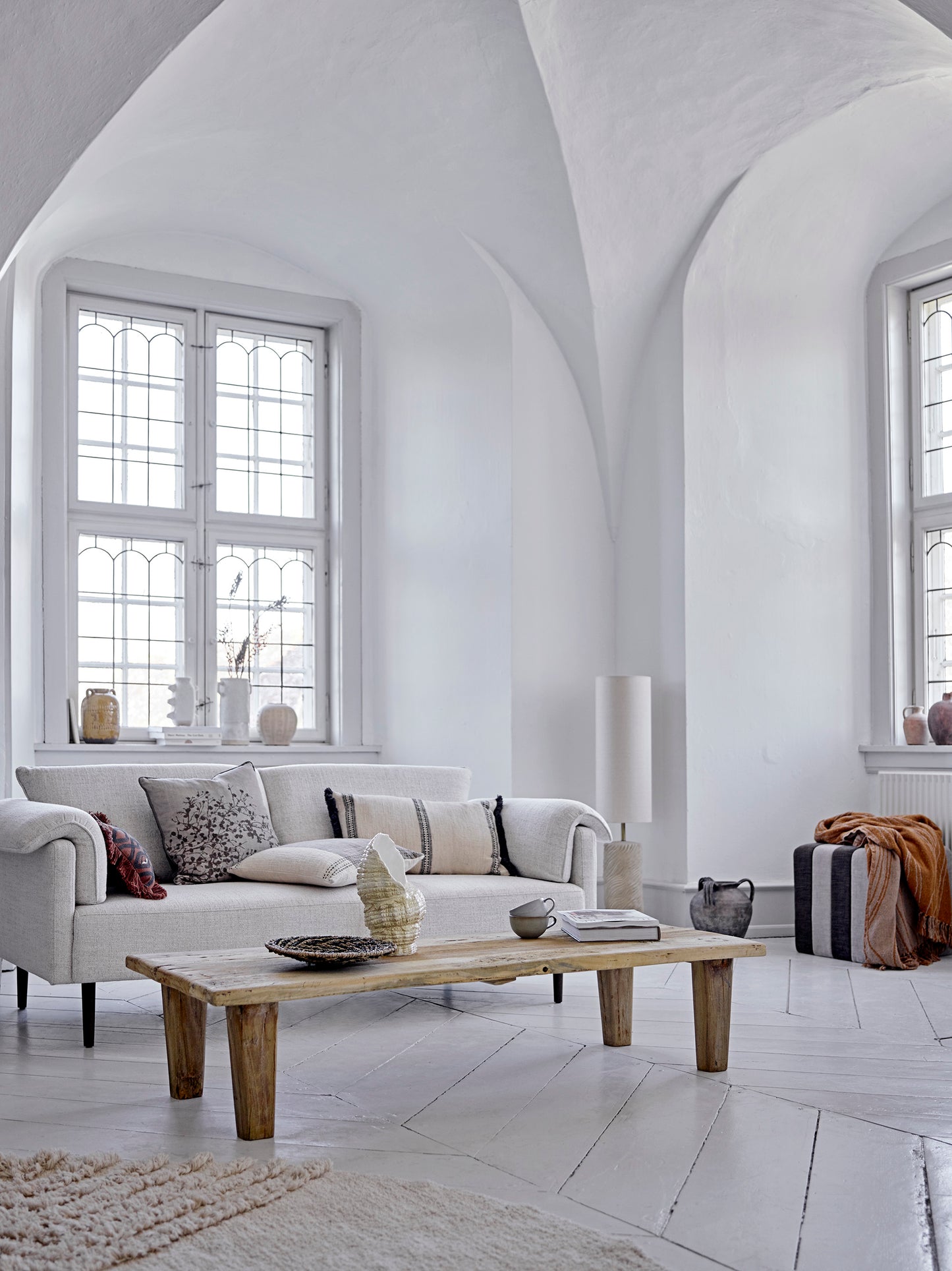 Ceshire Sofa i Naturhvit Tekstil